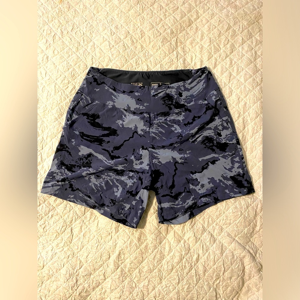 Mountain Hardwear Women’s Dynama 6” Short Camo Large